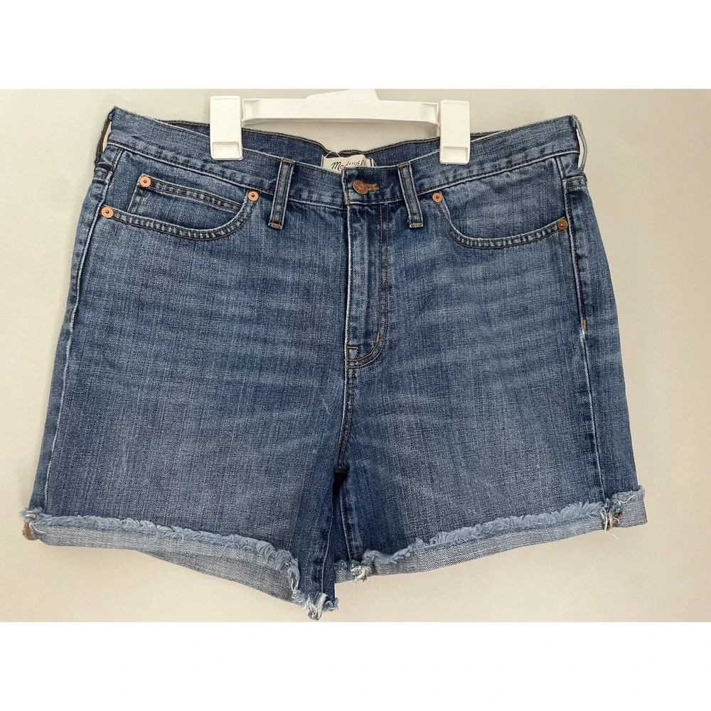 Madewell Women 31 Cut-Off Denim Shorts‎ 4 inch Mid Rise Medium Wash Cotton